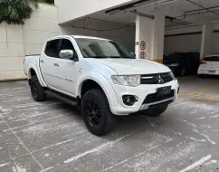 MITSUBISHI L200 TRITON 3.2 HPE 4X4 CD 16V TURBO INTERCOOLER DIESEL 4P AUTOMÁTICO MITSUBISHI L200 TRITON 3.2 HPE 4X4 CD 16V TURBO INTERCOOLER DIESEL 4P AUTOMÁTICO