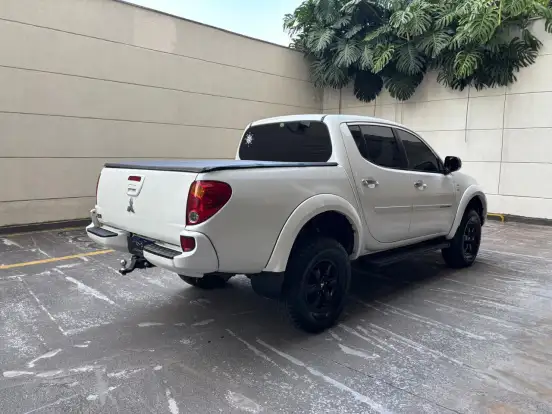 MITSUBISHI-L200 TRITON-2012