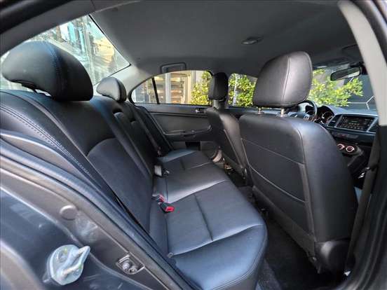 MITSUBISHI-LANCER-2019