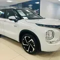 MITSUBISHI OUTLANDER 2.4 PHEV SIGNATURE S-AWC DHT MITSUBISHI OUTLANDER 2.4 PHEV SIGNATURE S-AWC DHT