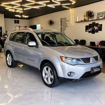 MITSUBISHI-OUTLANDER-2008