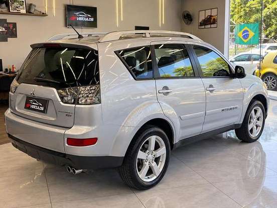 MITSUBISHI-OUTLANDER-3.0 4X4 V6 24V GASOLINA 4P AUTOMÁTICO MITSUBISHI-OUTLANDER-2008