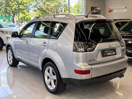 MITSUBISHI-OUTLANDER-3.0 4X4 V6 24V GASOLINA 4P AUTOMÁTICO MITSUBISHI-OUTLANDER-2008