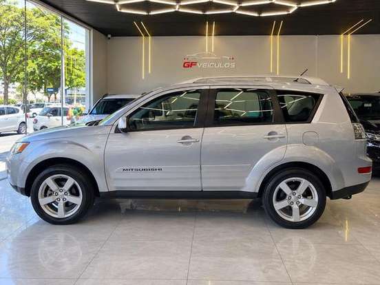 MITSUBISHI-OUTLANDER-3.0 4X4 V6 24V GASOLINA 4P AUTOMÁTICO MITSUBISHI-OUTLANDER-2008