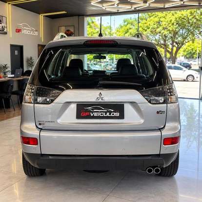 MITSUBISHI-OUTLANDER-2008
