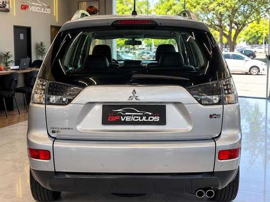 MITSUBISHI-OUTLANDER-3.0 4X4 V6 24V GASOLINA 4P AUTOMÁTICO MITSUBISHI-OUTLANDER-2008