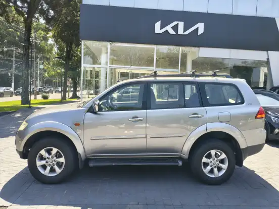 MITSUBISHI-PAJERO DAKAR-3.5 HPE 7 LUGARES 4X4 V6 24V FLEX 4P AUTOMÁTICO MITSUBISHI-PAJERO DAKAR-2012