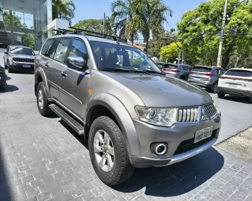MITSUBISHI-PAJERO DAKAR-2012
