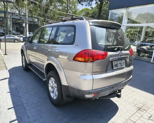 MITSUBISHI-PAJERO DAKAR-3.5 HPE 7 LUGARES 4X4 V6 24V FLEX 4P AUTOMÁTICO MITSUBISHI-PAJERO DAKAR-2012