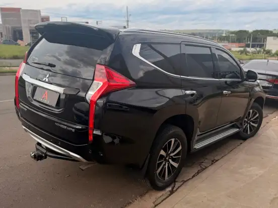 MITSUBISHI-PAJERO SPORT-2.4 16V MIVEC TURBO DIESEL HPE AWD AUTOMÁTICO MITSUBISHI-PAJERO SPORT-2019