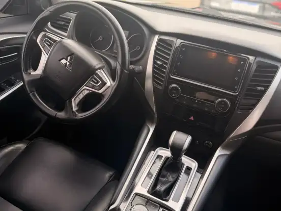 MITSUBISHI-PAJERO SPORT-2.4 16V MIVEC TURBO DIESEL HPE AWD AUTOMÁTICO MITSUBISHI-PAJERO SPORT-2019