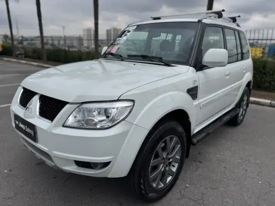 MITSUBISHI-PAJERO TR4-2.0 4X2 16V 140CV FLEX 4P AUTOMÁTICO MITSUBISHI-PAJERO TR4-2012