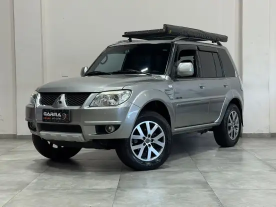 MITSUBISHI-PAJERO TR4-2013