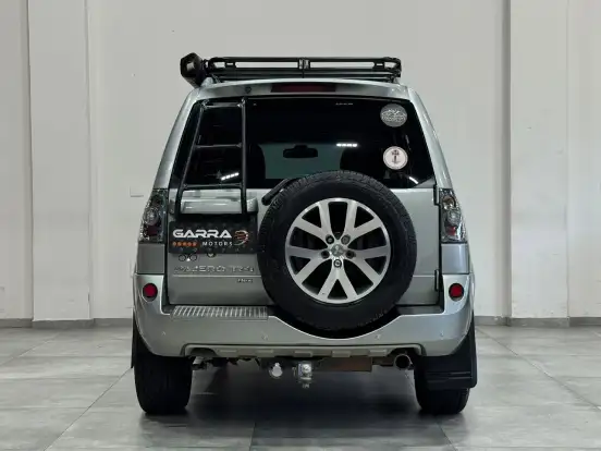 MITSUBISHI-PAJERO TR4-2013