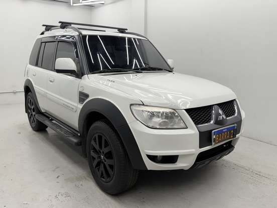 MITSUBISHI-PAJERO TR4-2.0 4X2 16V 140CV FLEX 4P AUTOMÁTICO MITSUBISHI-PAJERO TR4-2012