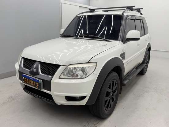MITSUBISHI-PAJERO TR4-2.0 4X2 16V 140CV FLEX 4P AUTOMÁTICO MITSUBISHI-PAJERO TR4-2012