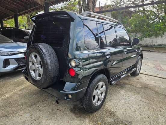MITSUBISHI-PAJERO TR4-2008