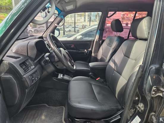 MITSUBISHI-PAJERO TR4-2008