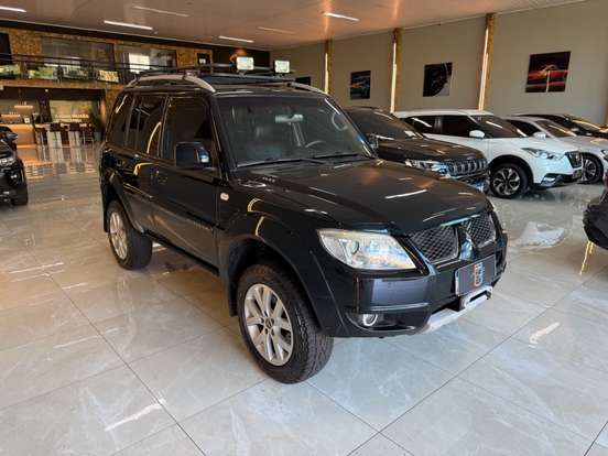 MITSUBISHI-PAJERO TR4-2011