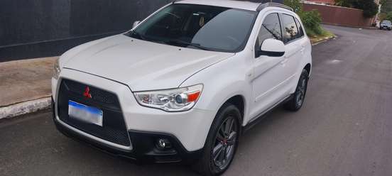 MITSUBISHI-ASX-2010