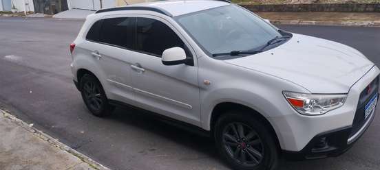 MITSUBISHI-ASX-2010