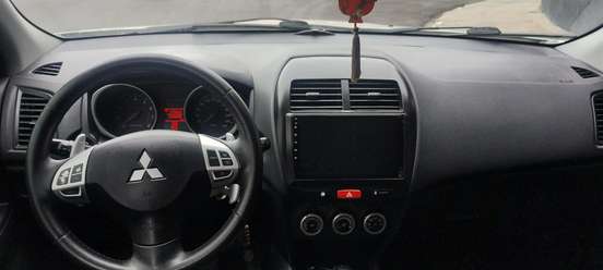 MITSUBISHI-ASX-2010