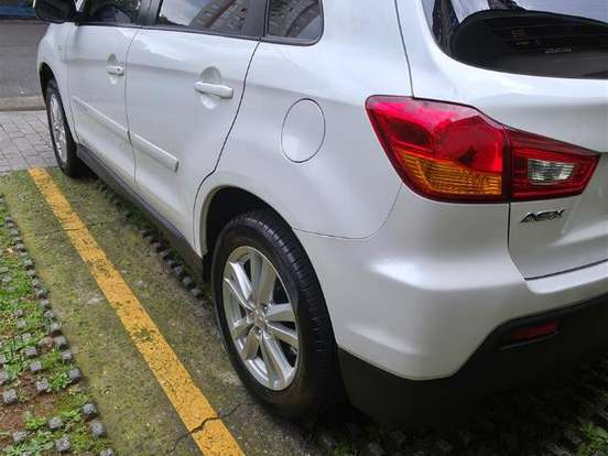MITSUBISHI-ASX-2.0 4X2 16V GASOLINA 4P AUTOMÁTICO MITSUBISHI-ASX-2011