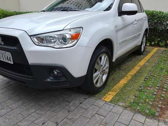MITSUBISHI-ASX-2.0 4X2 16V GASOLINA 4P AUTOMÁTICO MITSUBISHI-ASX-2011