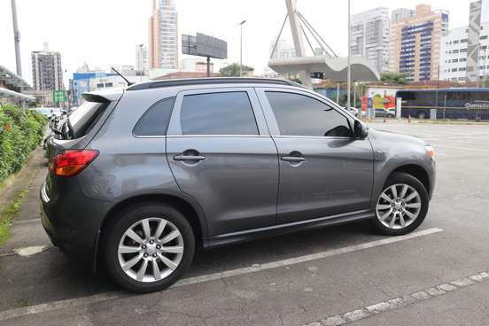 MITSUBISHI-ASX-2014