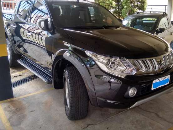 MITSUBISHI-L200 TRITON-2.4 16V TURBO DIESEL SPORT HPE TOP CD 4P 4X4 AUTOMÁTICO MITSUBISHI-L200 TRITON-2017