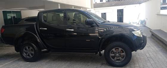 MITSUBISHI L200 TRITON 2.4 HLS CHROME 4X2 CD 16V FLEX 4P MANUAL