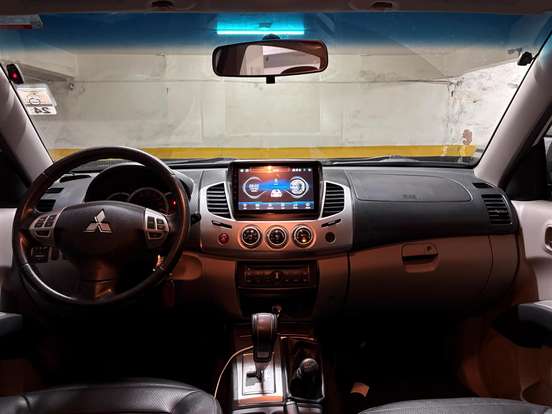 MITSUBISHI-L200 TRITON-2015