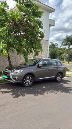 MITSUBISHI OUTLANDER 2.0 COMFORT 16V GASOLINA 4P AUTOMÁTICO
