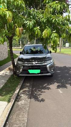 MITSUBISHI-OUTLANDER-2017