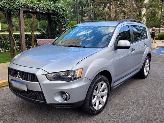 MITSUBISHI-OUTLANDER-2.4 4X4 16V GASOLINA 4P AUTOMÁTICO MITSUBISHI-OUTLANDER-2010