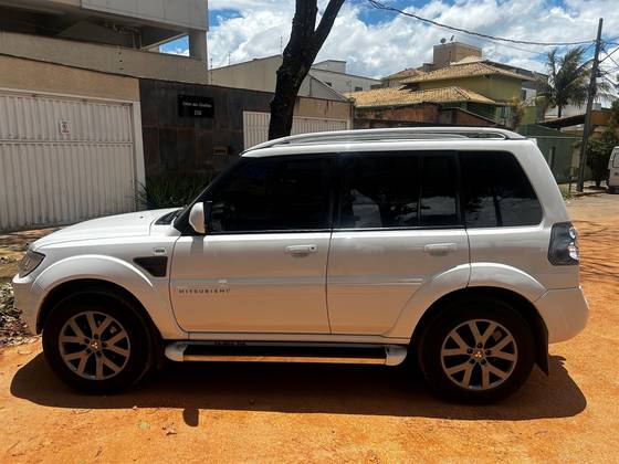 MITSUBISHI PAJERO TR4 2.0 4X2 16V 140CV FLEX 4P AUTOMÁTICO