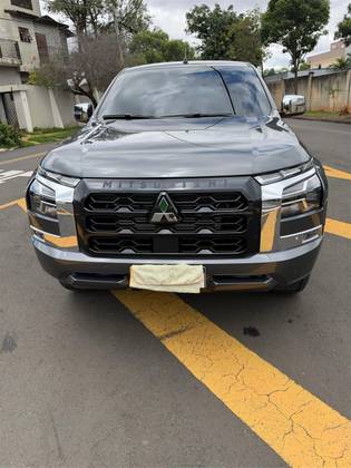 MITSUBISHI TRITON 2.4 BITURBO DIESEL CD HPE-S 4X4 AUTOMÁTICO