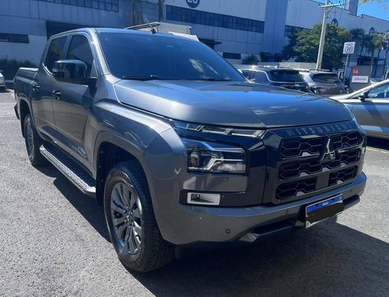 MITSUBISHI TRITON 2.4 BITURBO DIESEL CD HPE-S 4X4 AUTOMÁTICO