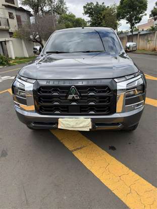 MITSUBISHI-TRITON-2.4 BITURBO DIESEL CD HPE-S 4X4 AUTOMÁTICO MITSUBISHI-TRITON-2025