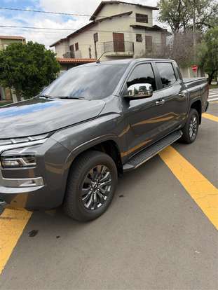 MITSUBISHI-TRITON-2025