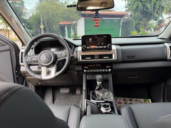 MITSUBISHI-TRITON-2.4 BITURBO DIESEL CD HPE-S 4X4 AUTOMÁTICO MITSUBISHI-TRITON-2025