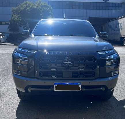 MITSUBISHI-TRITON-2.4 BITURBO DIESEL CD HPE-S 4X4 AUTOMÁTICO MITSUBISHI-TRITON-2025