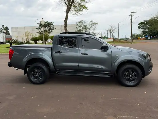 NISSAN-FRONTIER-2021