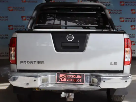 NISSAN-FRONTIER-2.5 LE 4X4 CD TURBO ELETRONIC DIESEL 4P AUTOMÁTICO NISSAN-FRONTIER-2011