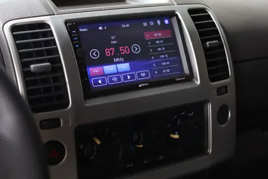 NISSAN-FRONTIER-2011