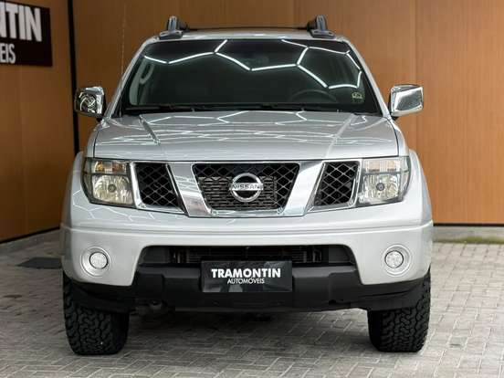 NISSAN-FRONTIER-2011