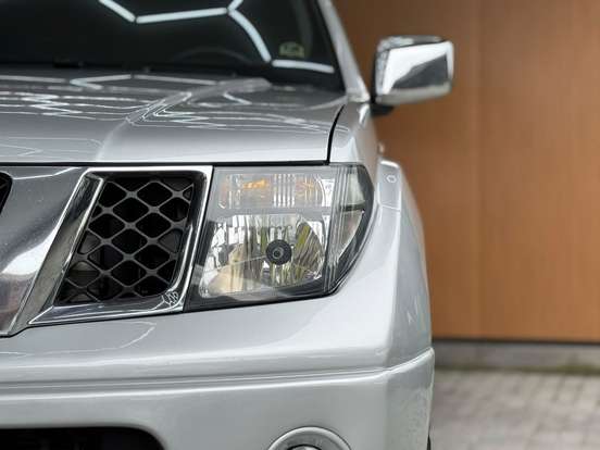 NISSAN-FRONTIER-2011