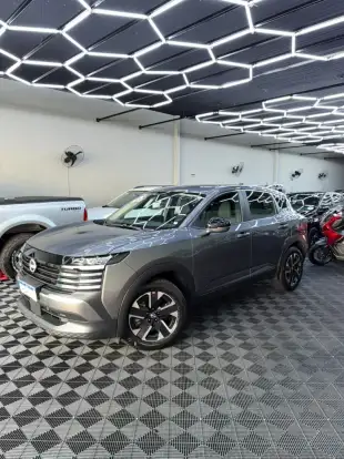 NISSAN-KICKS-2025