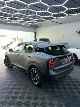 NISSAN-KICKS-2025