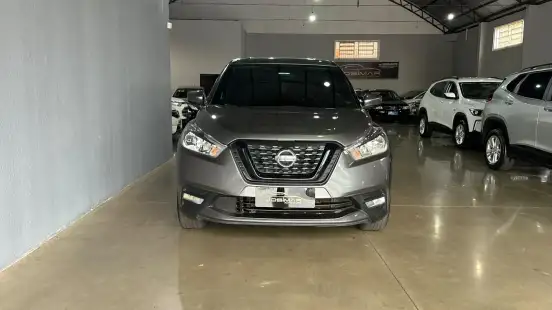 NISSAN-KICKS-2020